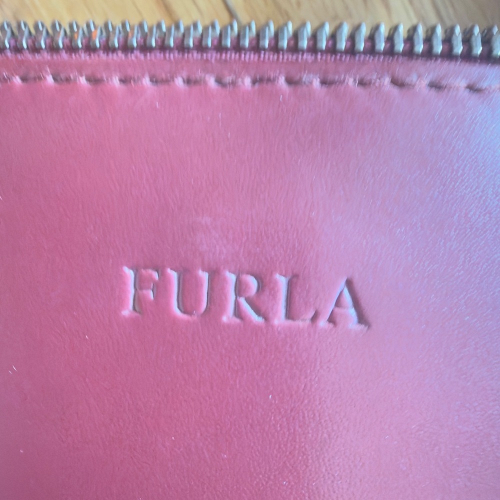 Furla Burgundy Leather Shoulder Bag - Picture 3 of 11